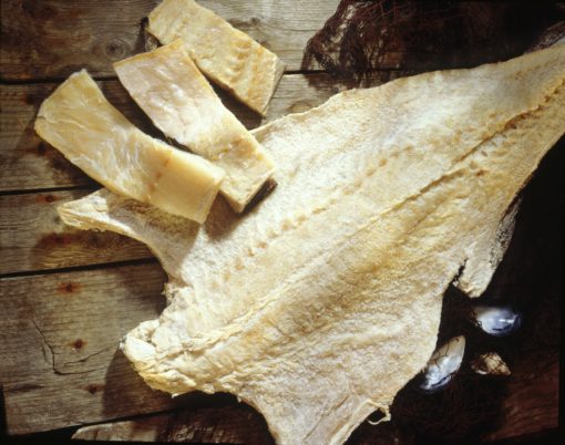 DYBVIK klippfisk tradisjonell mellomstor fisk (1,5 - 2,5kg), pakket i 10 kg kartong